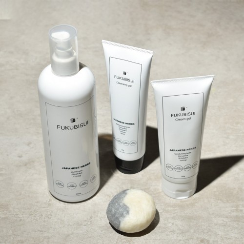 コスメの季節の切り替え方