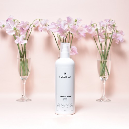 化粧水をたっぷり使うとは。