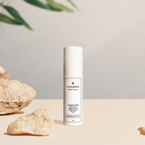 夏肌を応援するアイテム③ 「パワーGセラム」