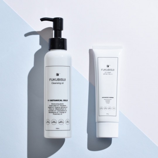 クレンジングオイル