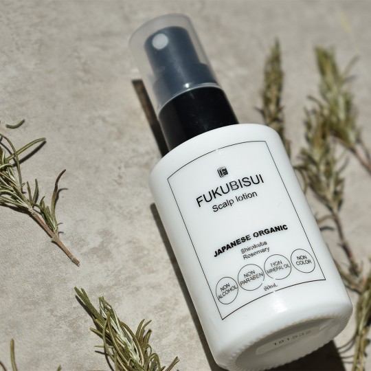 スカルプローションで頭皮もケアを