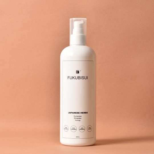 寒い冬は、化粧水の量がつい減ってしまう・・・