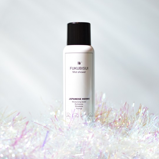 夏後半の肌疲れに。瞬時にうるおう『ミストシャワー』
